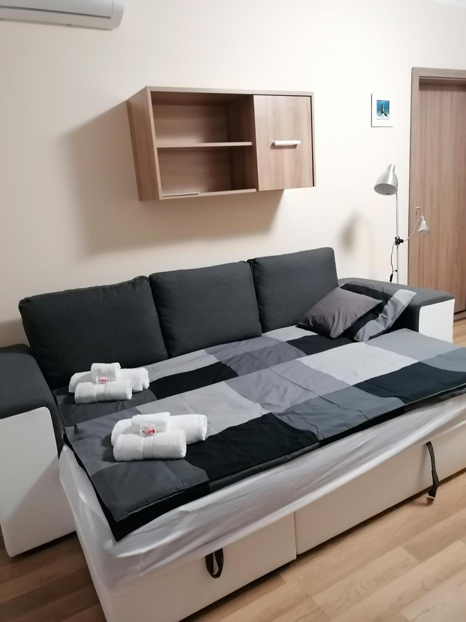 Central Park Apartman Szekszárd 外观 照片